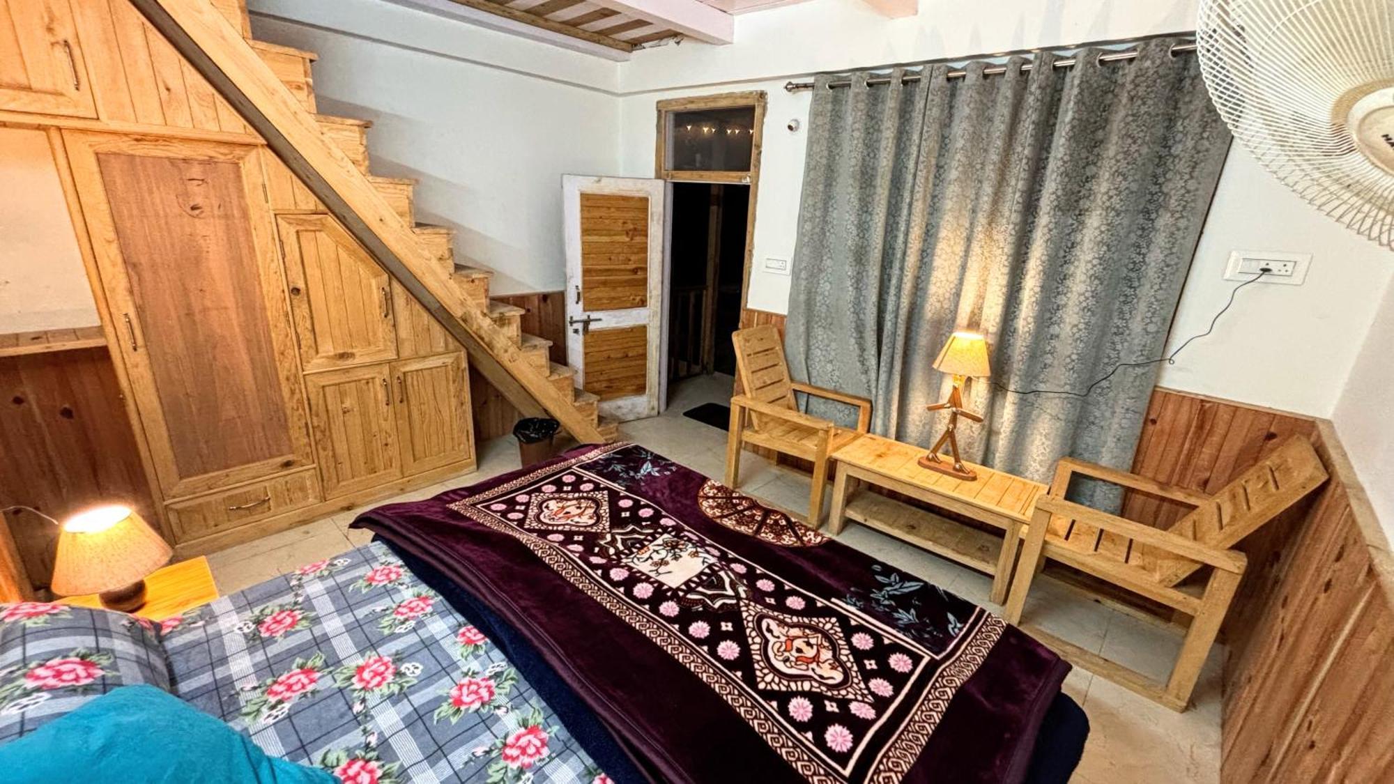 Jumboz Cabin Kasol Kültér fotó